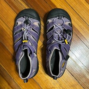 Purple Keen shoes.